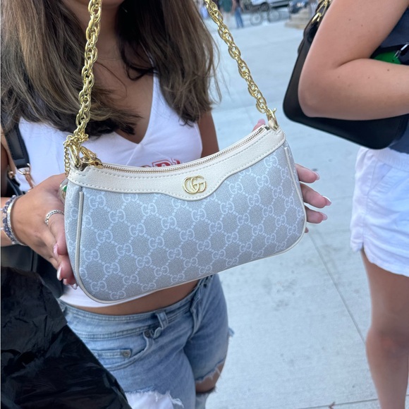 Gucci Tan and Cream Shoulder Bag - Picture 3 of 3